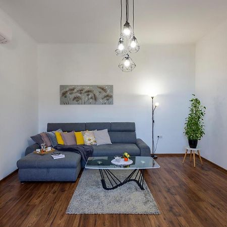 Apartman Lema Пула Екстер'єр фото