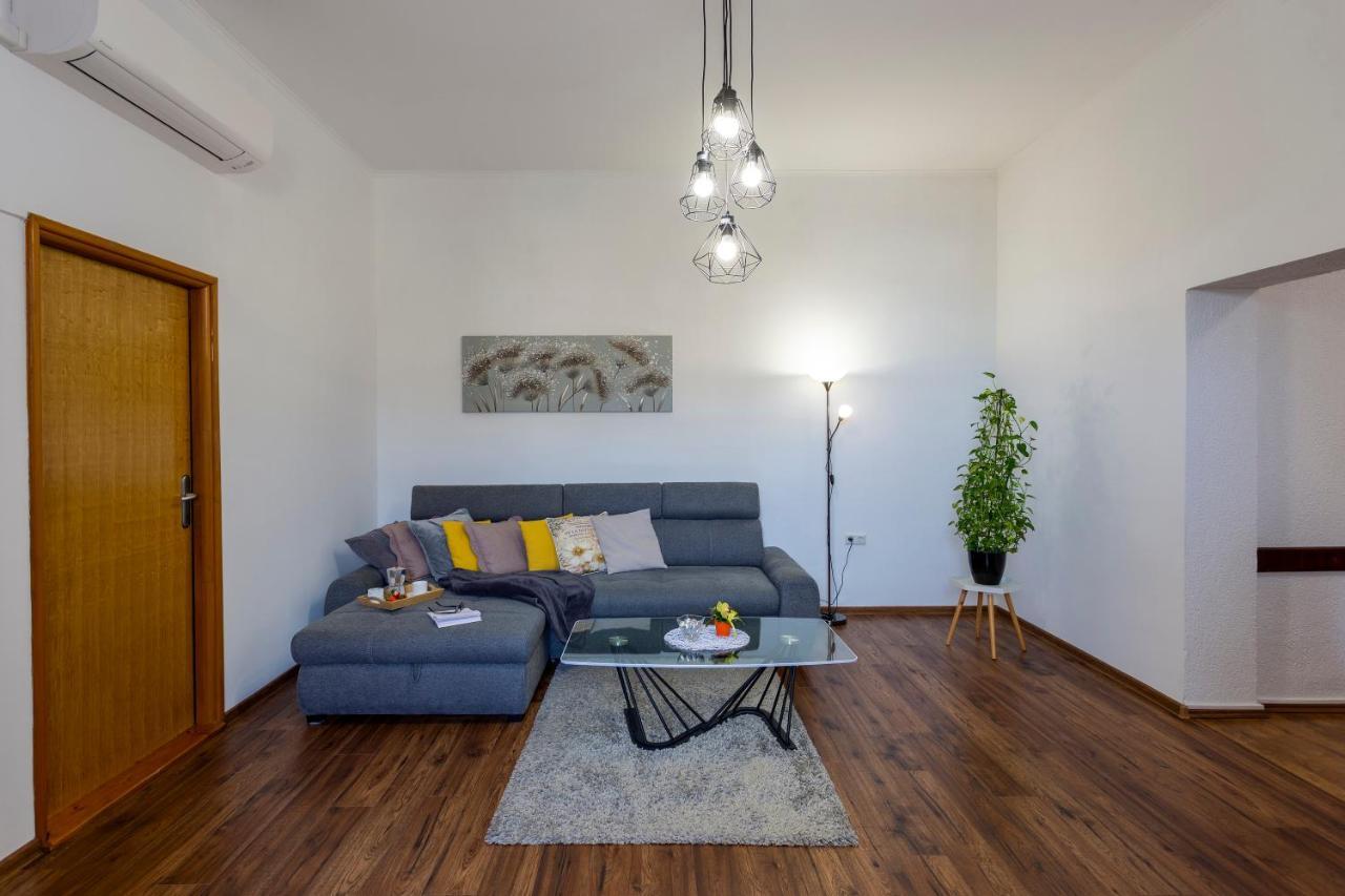 Apartman Lema Пула Екстер'єр фото